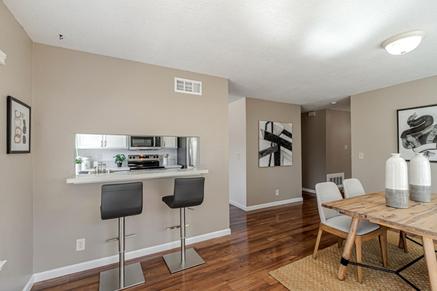 Detail Gallery Image 14 of 41 For 720 Glenburry Way, San Jose,  CA 95123 - 3 Beds | 2 Baths