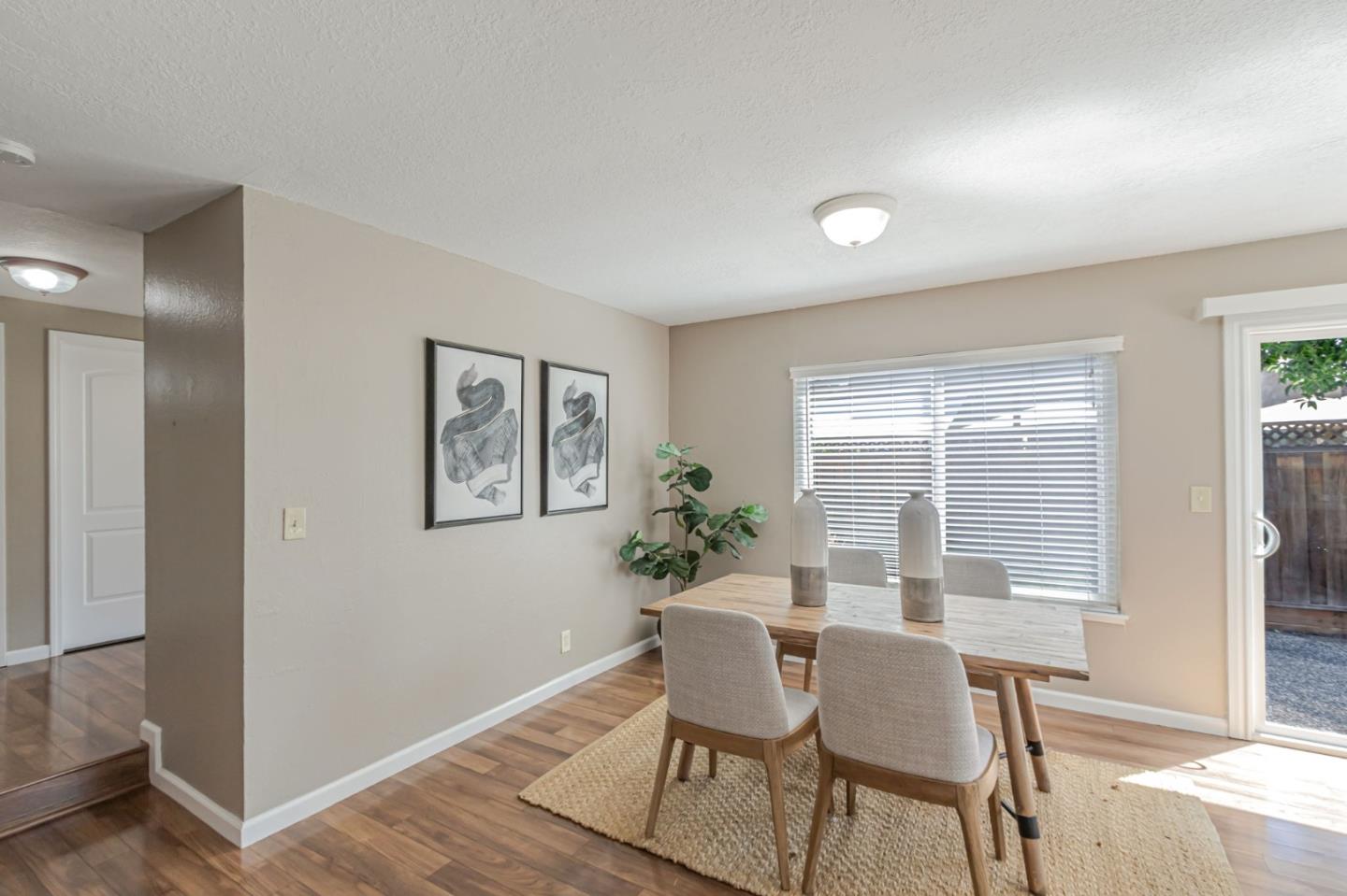 Detail Gallery Image 22 of 41 For 720 Glenburry Way, San Jose,  CA 95123 - 3 Beds | 2 Baths
