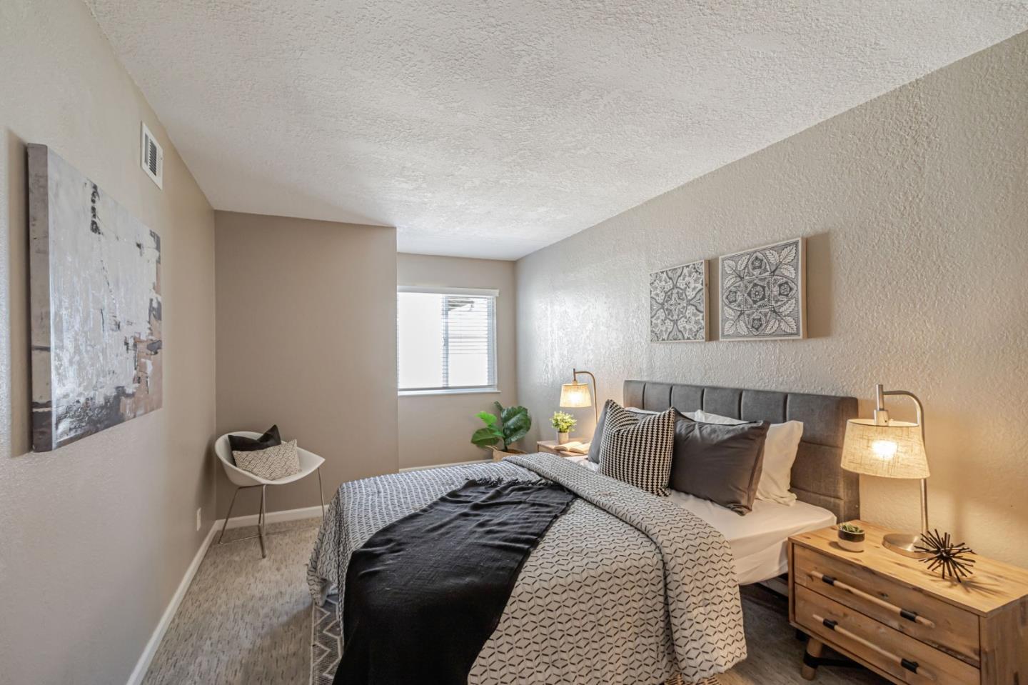 Detail Gallery Image 29 of 41 For 720 Glenburry Way, San Jose,  CA 95123 - 3 Beds | 2 Baths