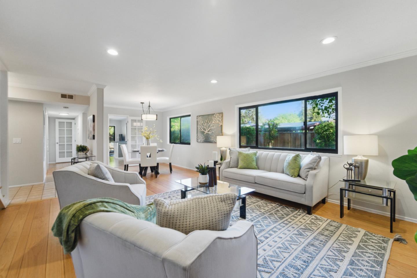 Detail Gallery Image 6 of 34 For 414 Queens Ct, Campbell,  CA 95008 - 4 Beds | 2 Baths