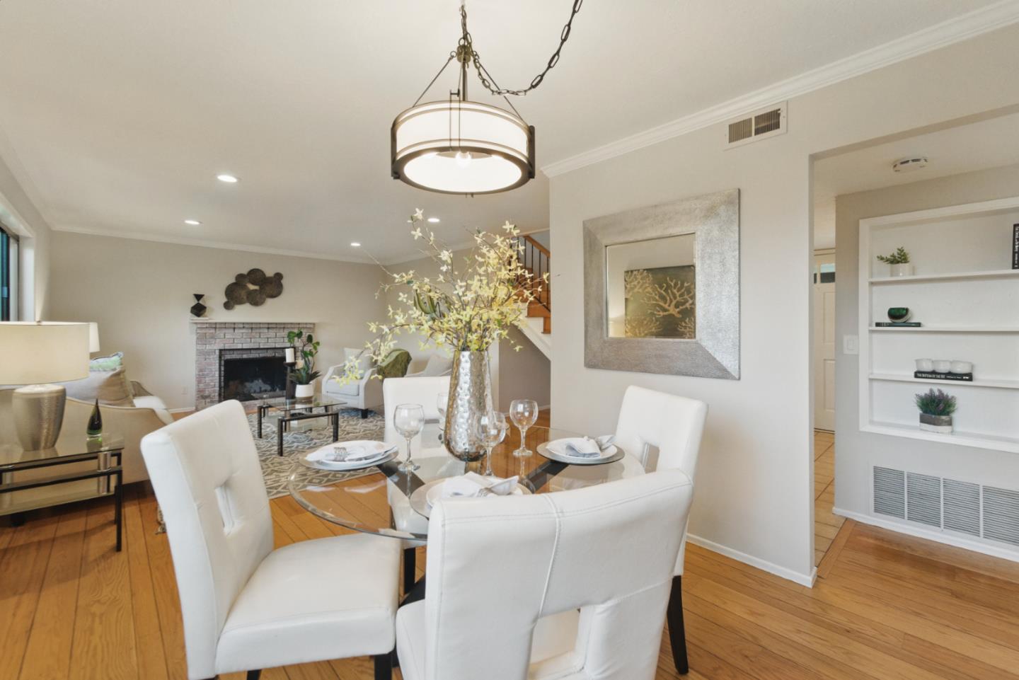 Detail Gallery Image 7 of 34 For 414 Queens Ct, Campbell,  CA 95008 - 4 Beds | 2 Baths