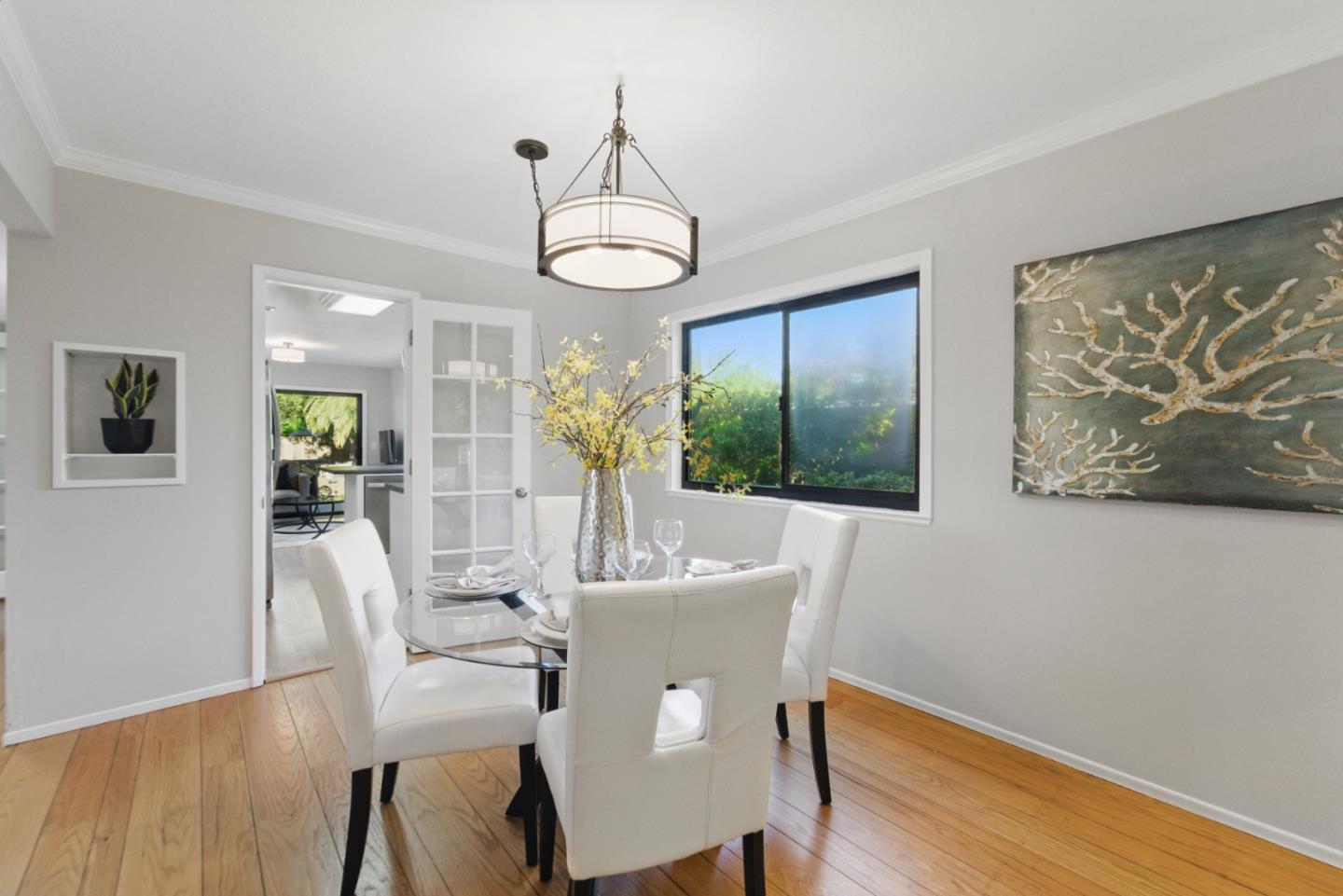 Detail Gallery Image 8 of 34 For 414 Queens Ct, Campbell,  CA 95008 - 4 Beds | 2 Baths