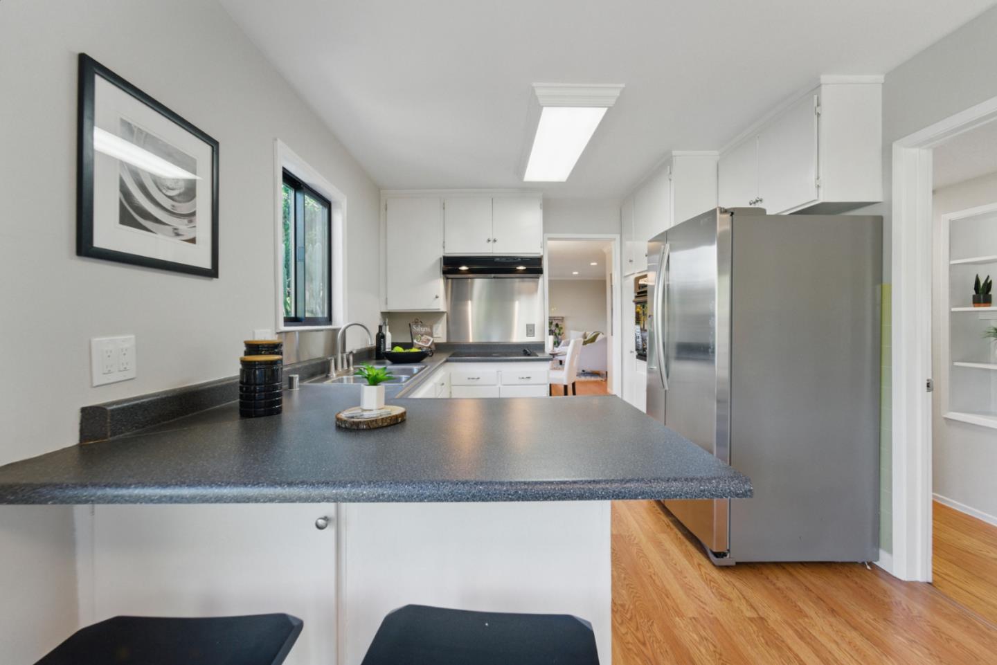 Detail Gallery Image 9 of 34 For 414 Queens Ct, Campbell,  CA 95008 - 4 Beds | 2 Baths
