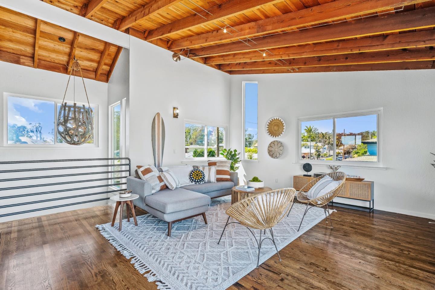Detail Gallery Image 10 of 59 For 22956 E Cliff Dr, Santa Cruz,  CA 95062 - 4 Beds | 4 Baths