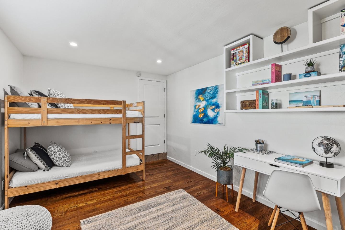 Detail Gallery Image 41 of 59 For 22956 E Cliff Dr, Santa Cruz,  CA 95062 - 4 Beds | 4 Baths