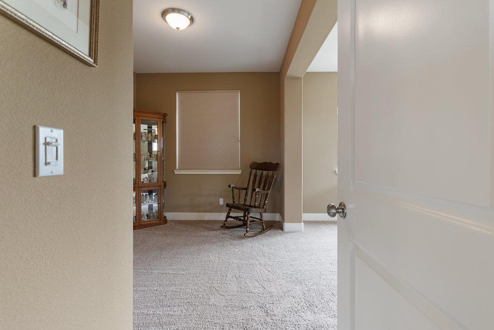 Detail Gallery Image 24 of 77 For 1515 Sunflower Dr, Hollister,  CA 95023 - 4 Beds | 3 Baths