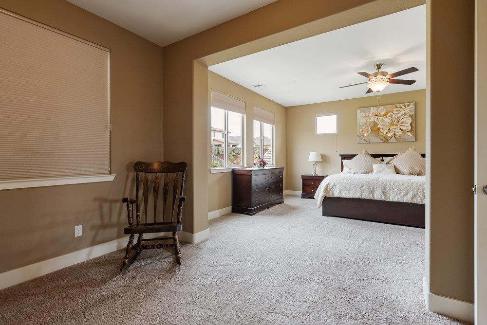 Detail Gallery Image 26 of 77 For 1515 Sunflower Dr, Hollister,  CA 95023 - 4 Beds | 3 Baths