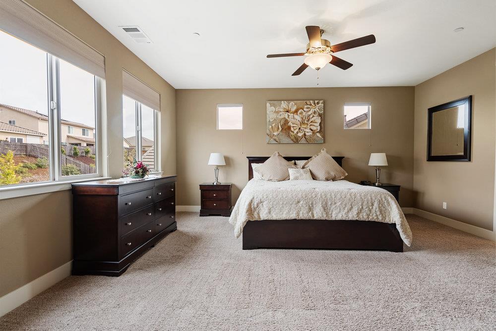 Detail Gallery Image 27 of 77 For 1515 Sunflower Dr, Hollister,  CA 95023 - 4 Beds | 3 Baths