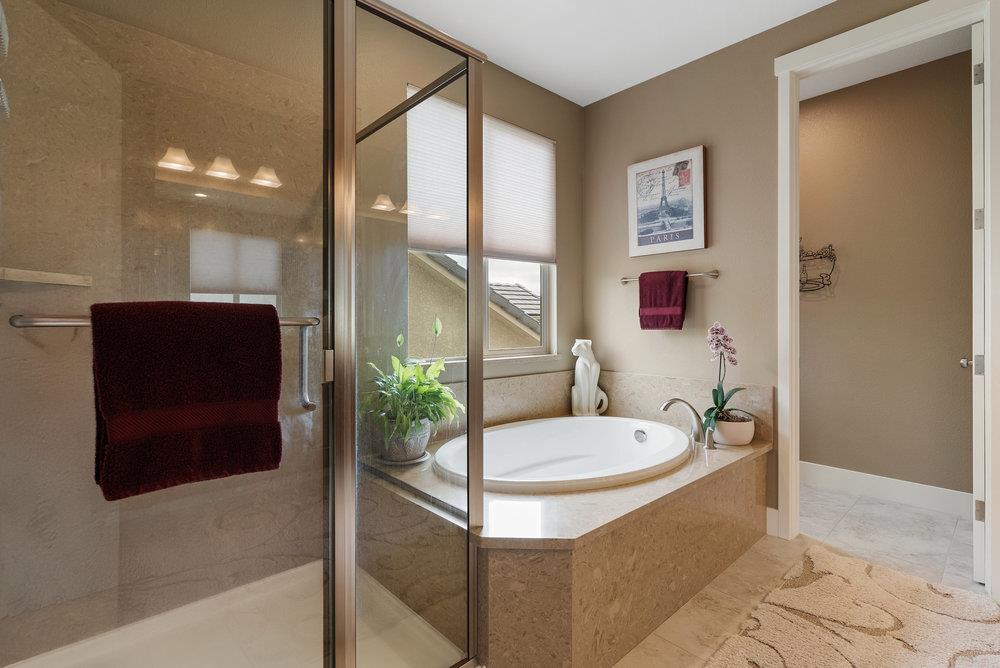 Detail Gallery Image 32 of 77 For 1515 Sunflower Dr, Hollister,  CA 95023 - 4 Beds | 3 Baths