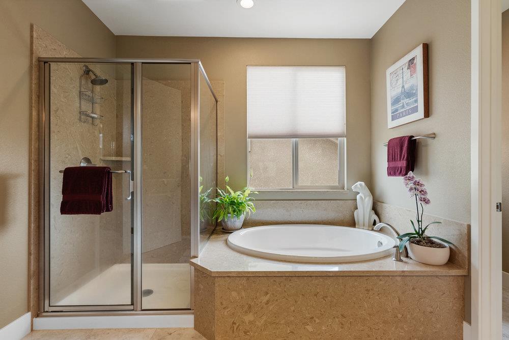 Detail Gallery Image 33 of 77 For 1515 Sunflower Dr, Hollister,  CA 95023 - 4 Beds | 3 Baths