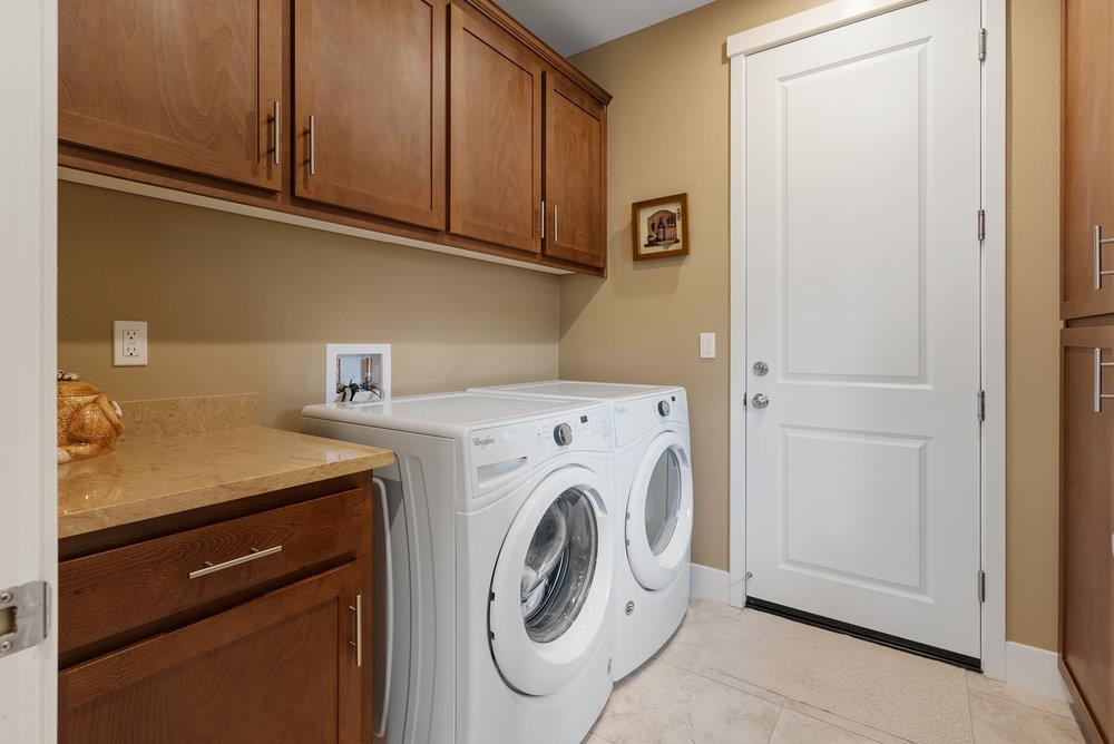 Detail Gallery Image 51 of 77 For 1515 Sunflower Dr, Hollister,  CA 95023 - 4 Beds | 3 Baths