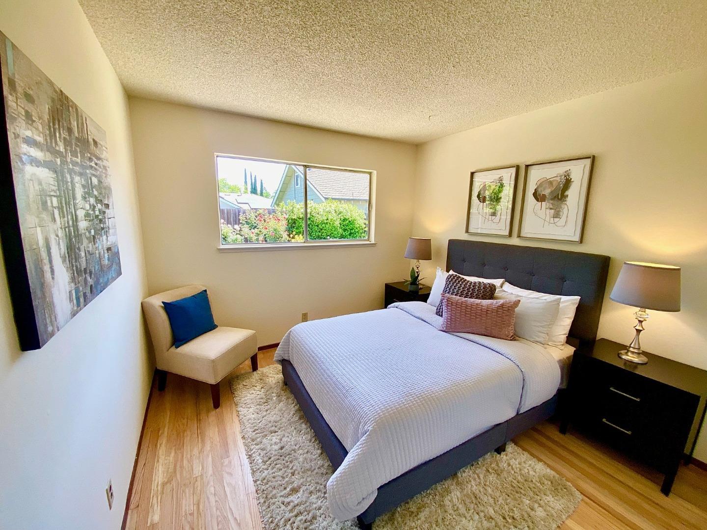 Detail Gallery Image 11 of 32 For 832 Mary Ct, Campbell,  CA 95008 - 3 Beds | 2 Baths