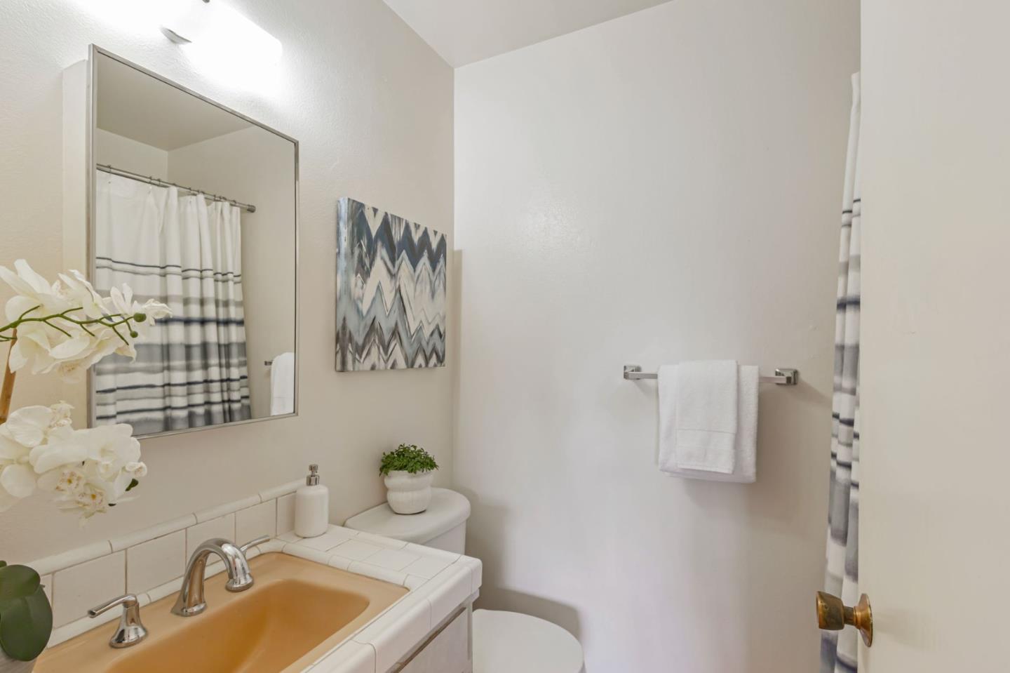 Detail Gallery Image 15 of 32 For 832 Mary Ct, Campbell,  CA 95008 - 3 Beds | 2 Baths
