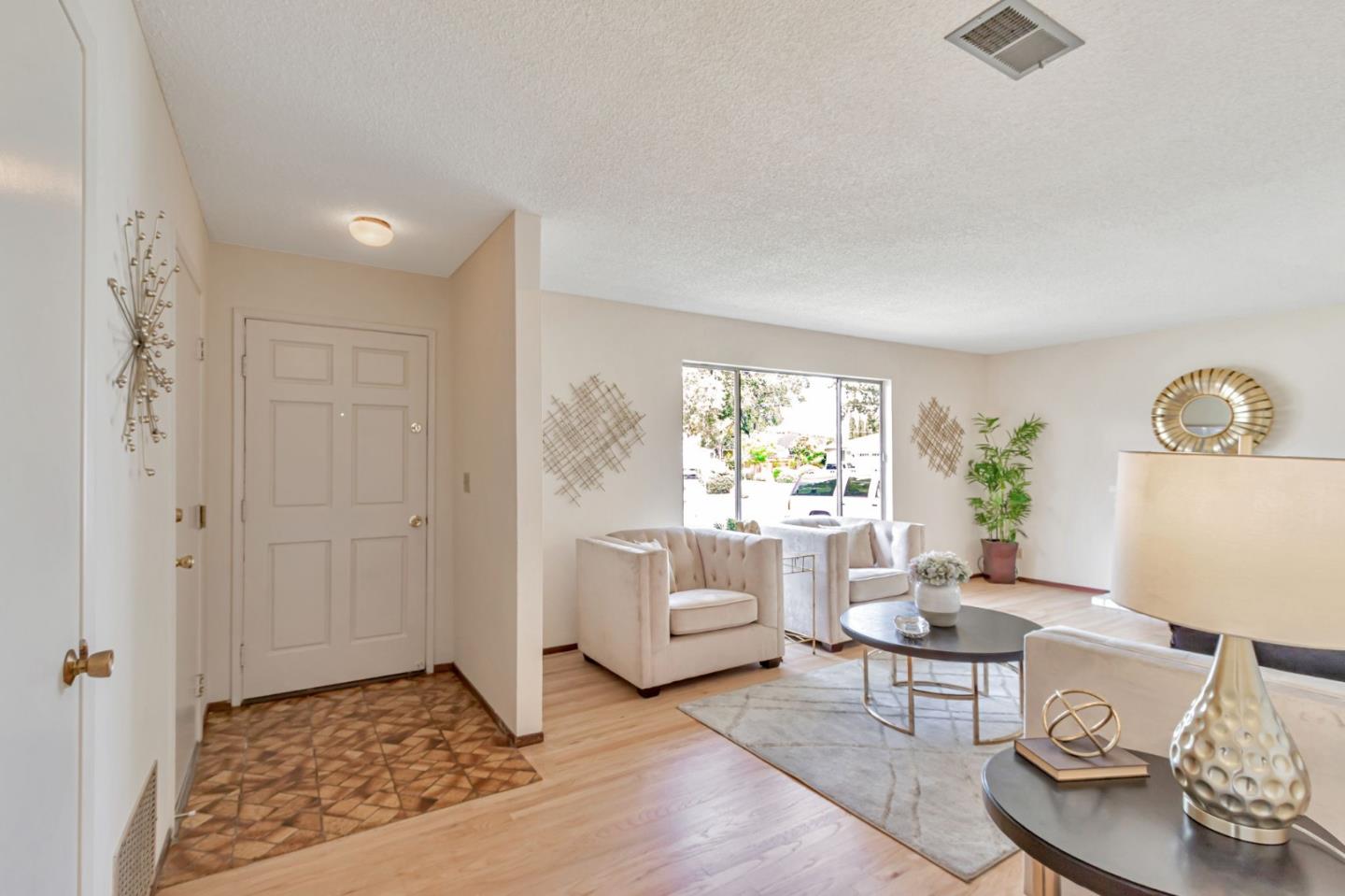 Detail Gallery Image 20 of 32 For 832 Mary Ct, Campbell,  CA 95008 - 3 Beds | 2 Baths