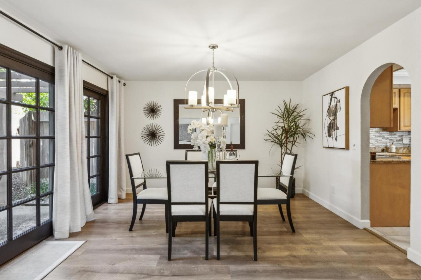 Detail Gallery Image 15 of 68 For 102 Calle Nivel, Los Gatos,  CA 95032 - 3 Beds | 2/1 Baths