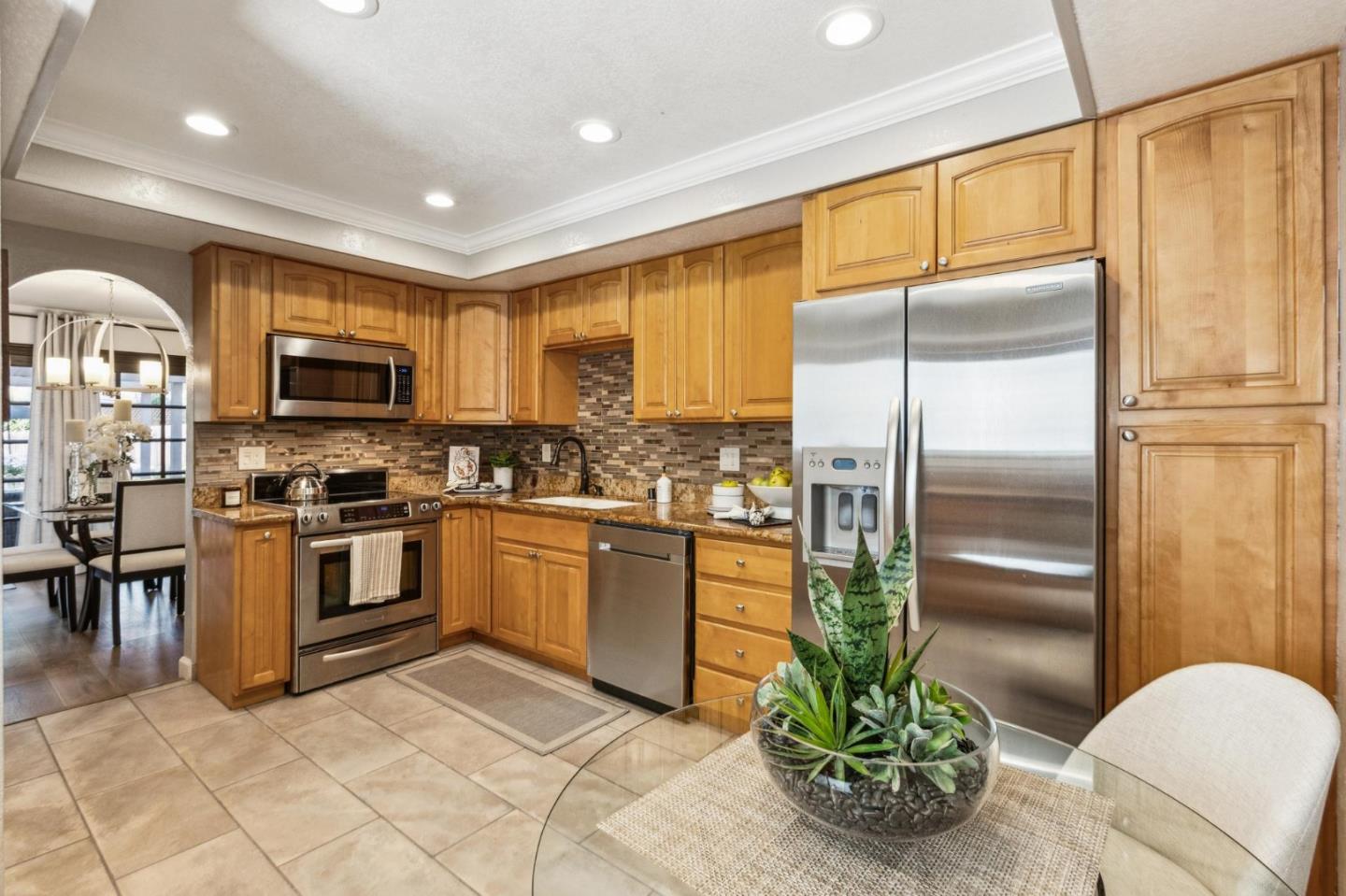 Detail Gallery Image 17 of 68 For 102 Calle Nivel, Los Gatos,  CA 95032 - 3 Beds | 2/1 Baths