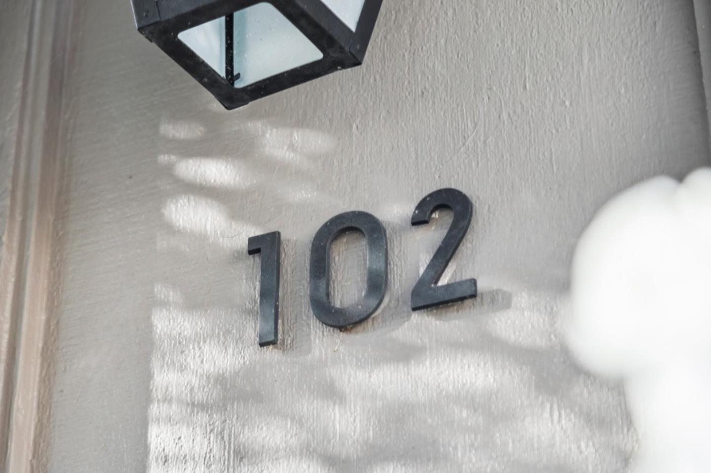 Detail Gallery Image 4 of 68 For 102 Calle Nivel, Los Gatos,  CA 95032 - 3 Beds | 2/1 Baths