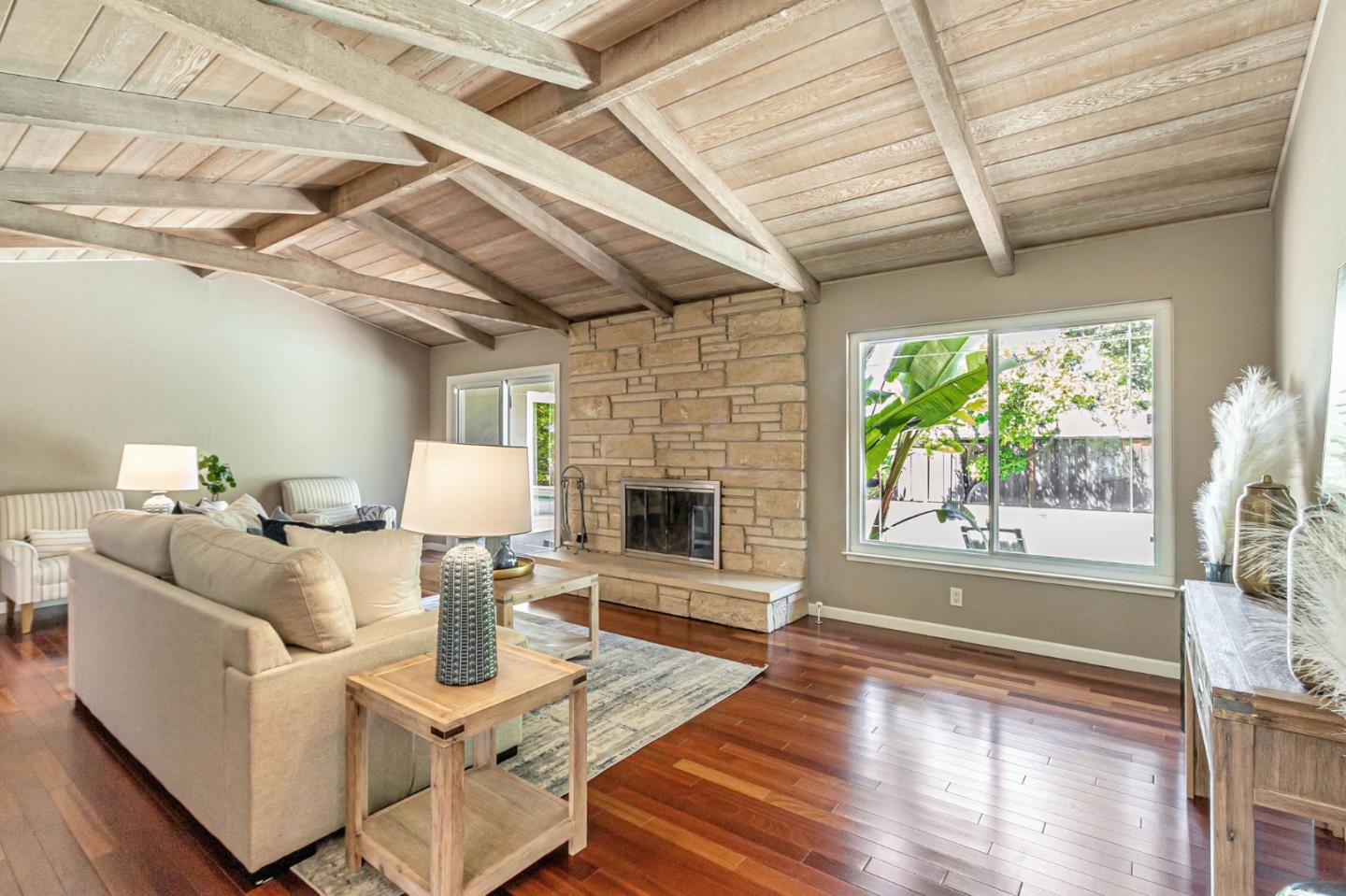 Detail Gallery Image 11 of 47 For 18931 Cyril Pl, Saratoga,  CA 95070 - 4 Beds | 3 Baths