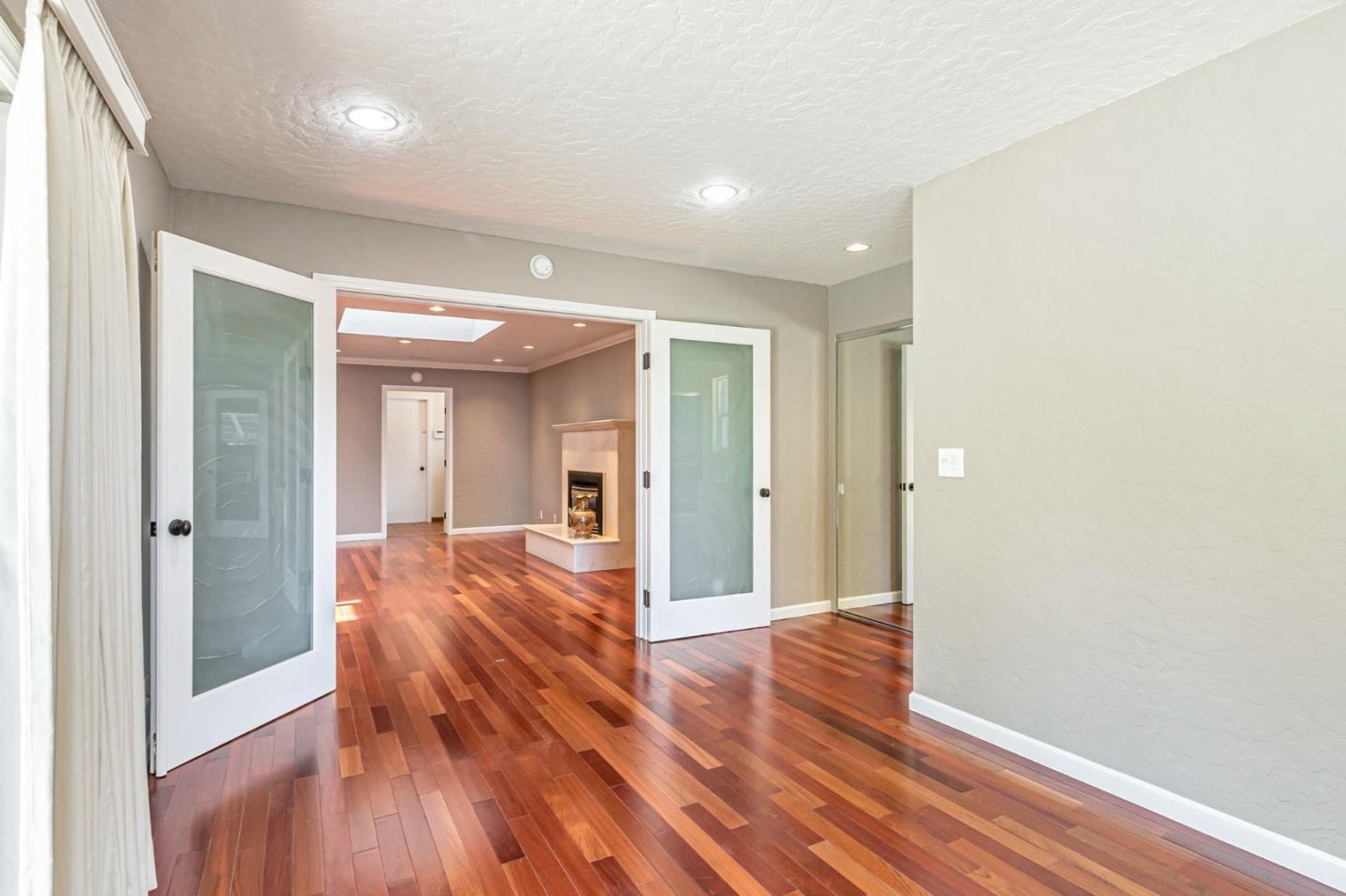 Detail Gallery Image 18 of 47 For 18931 Cyril Pl, Saratoga,  CA 95070 - 4 Beds | 3 Baths