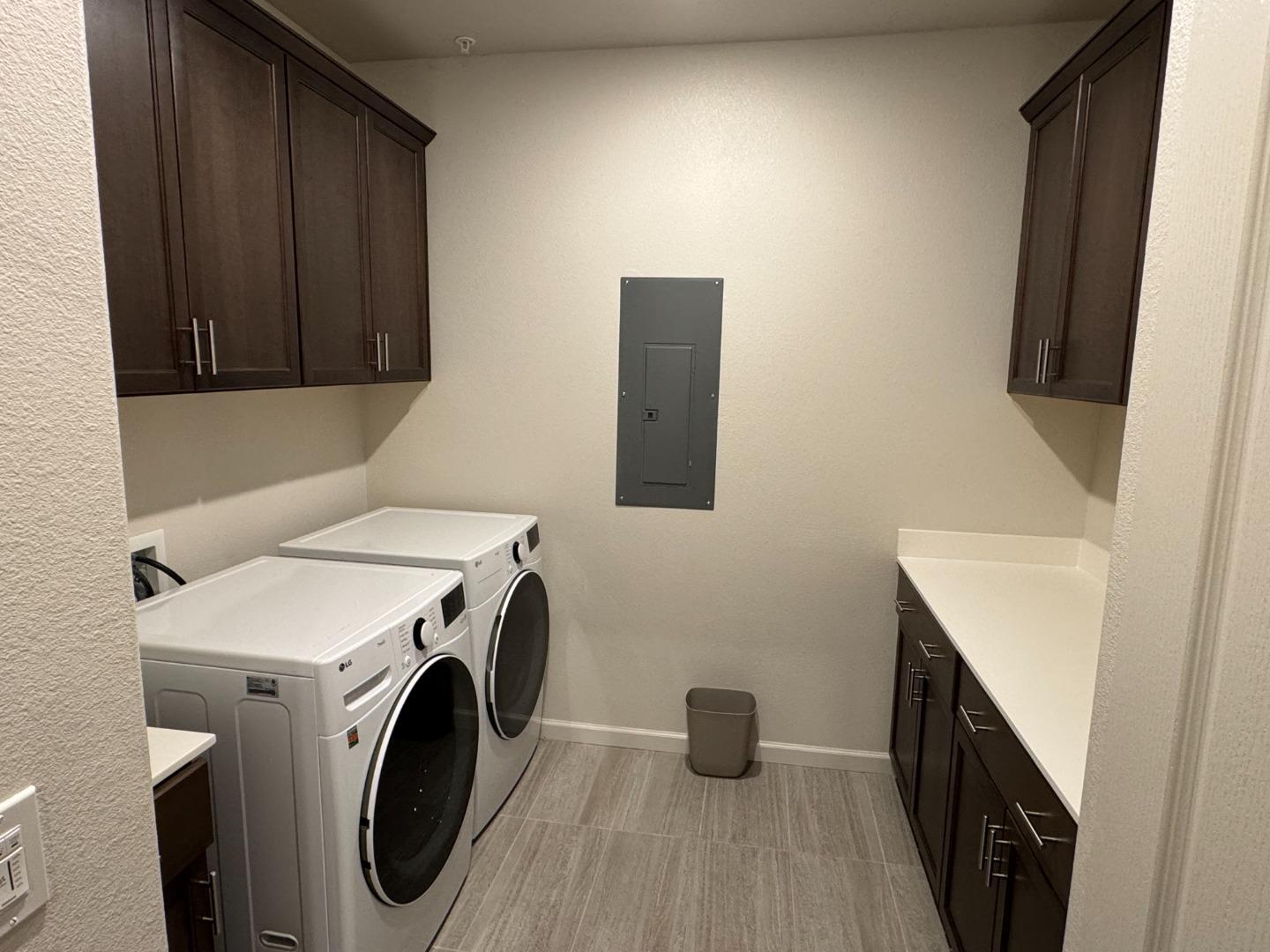 Detail Gallery Image 18 of 21 For 332 Manchester Dr, Los Banos,  CA 93635 - 4 Beds | 2/1 Baths