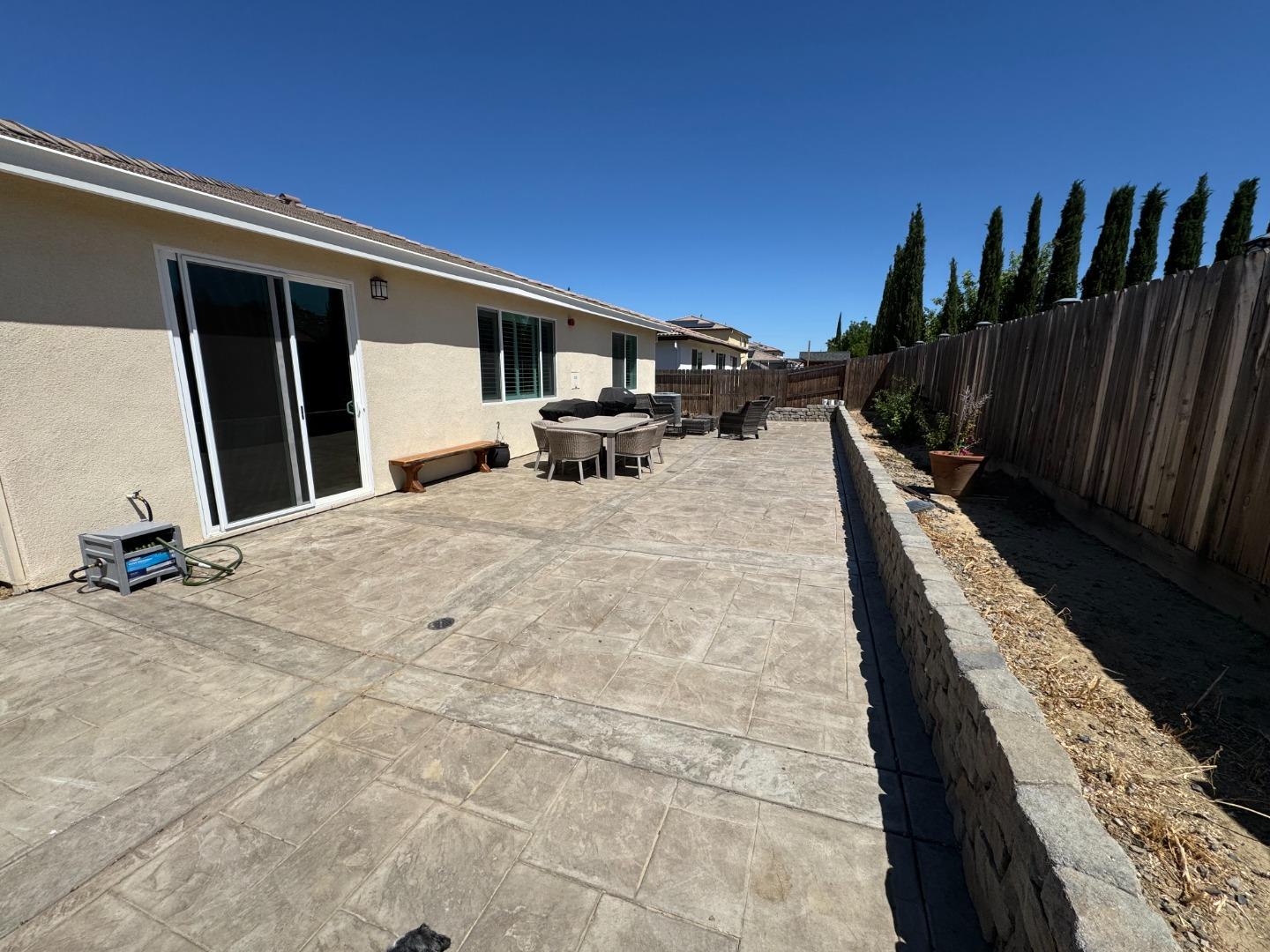 Detail Gallery Image 20 of 21 For 332 Manchester Dr, Los Banos,  CA 93635 - 4 Beds | 2/1 Baths