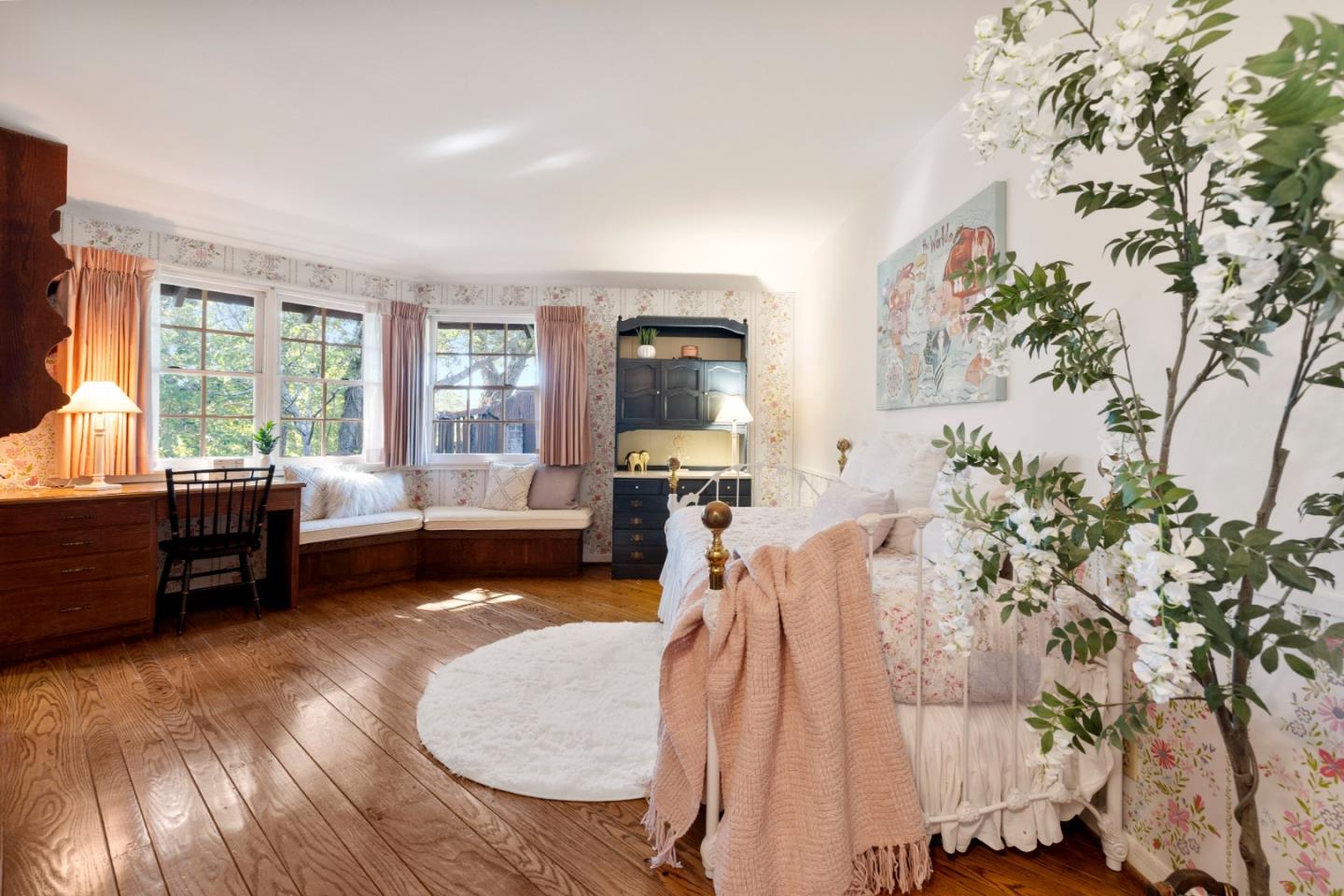 Detail Gallery Image 18 of 39 For 32 Pasatiempo Dr, Santa Cruz,  CA 95060 - 4 Beds | 3/2 Baths