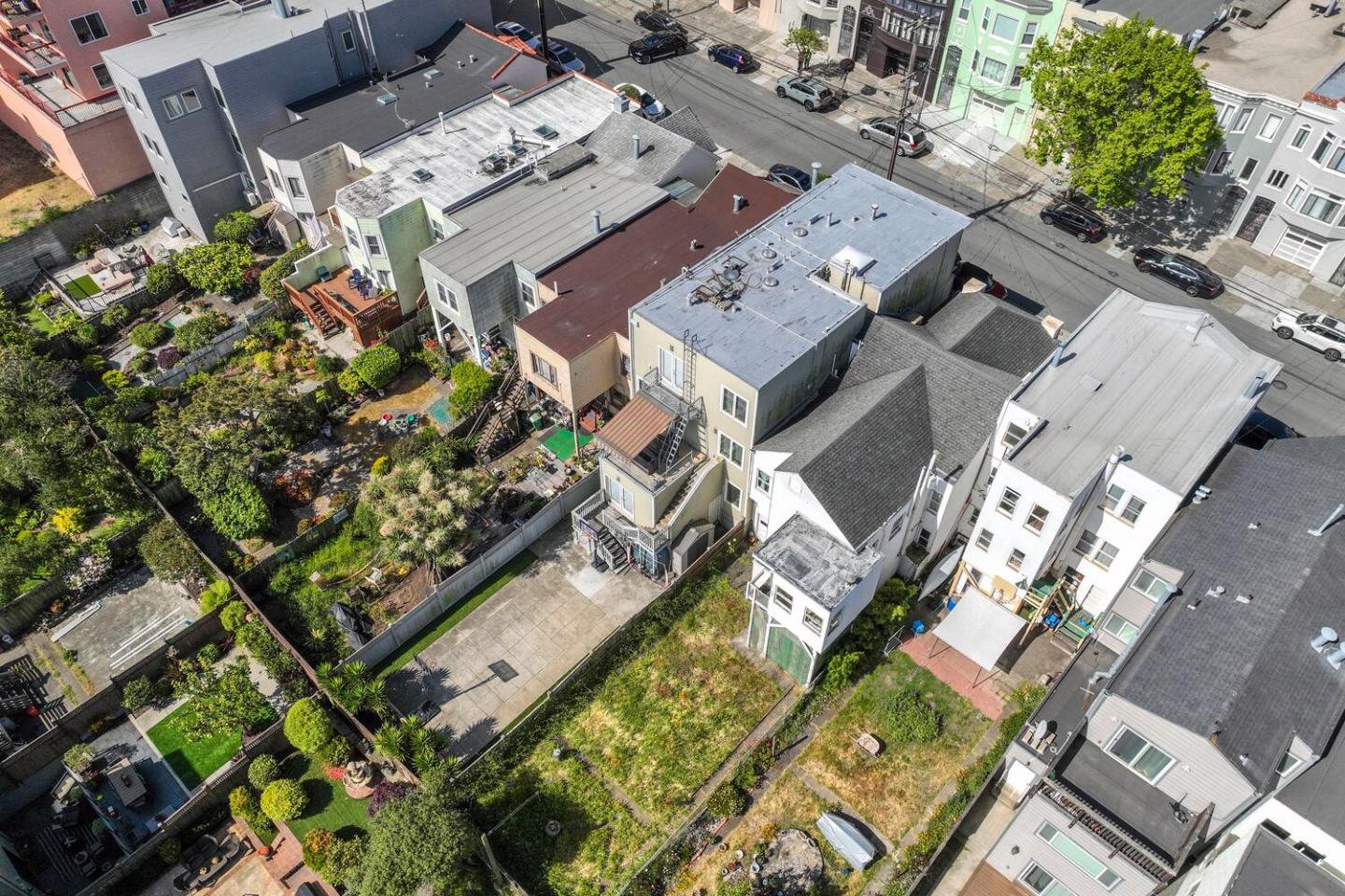 Detail Gallery Image 9 of 14 For 458 33rd Ave, San Francisco,  CA 94121 - 5 Beds | 4/1 Baths