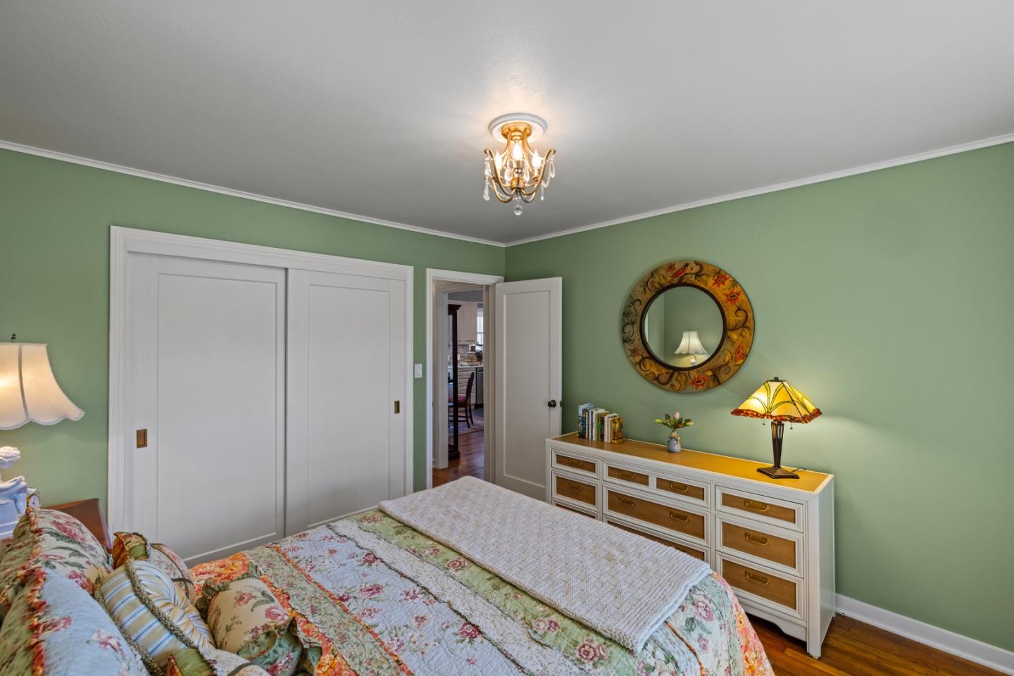 Detail Gallery Image 18 of 47 For 1022 Del Monte Blvd, Pacific Grove,  CA 93950 - 3 Beds | 2 Baths