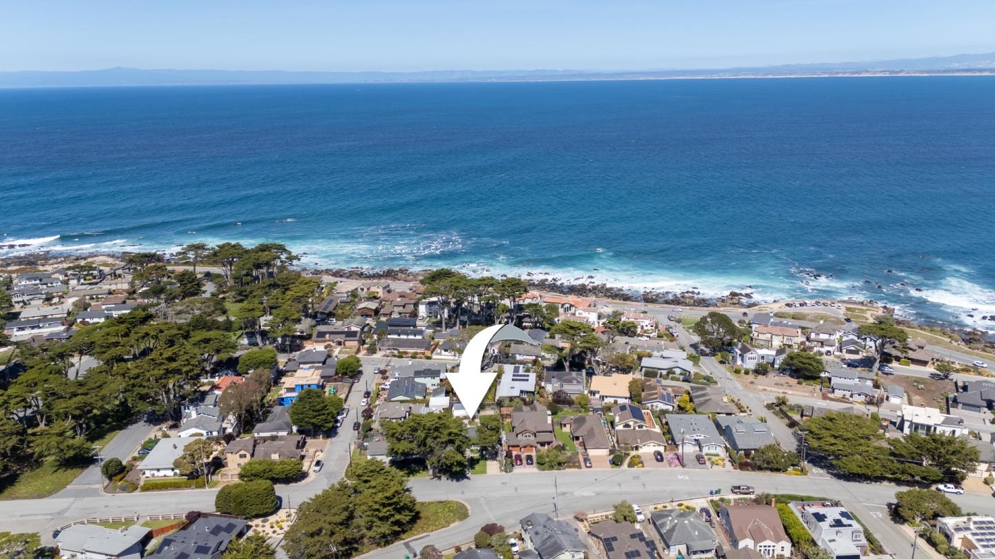 Detail Gallery Image 40 of 47 For 1022 Del Monte Blvd, Pacific Grove,  CA 93950 - 3 Beds | 2 Baths