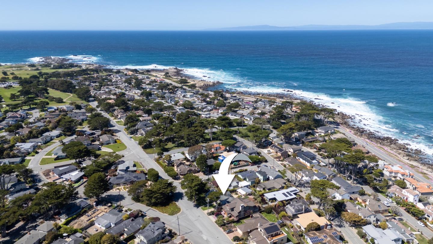 Detail Gallery Image 43 of 47 For 1022 Del Monte Blvd, Pacific Grove,  CA 93950 - 3 Beds | 2 Baths