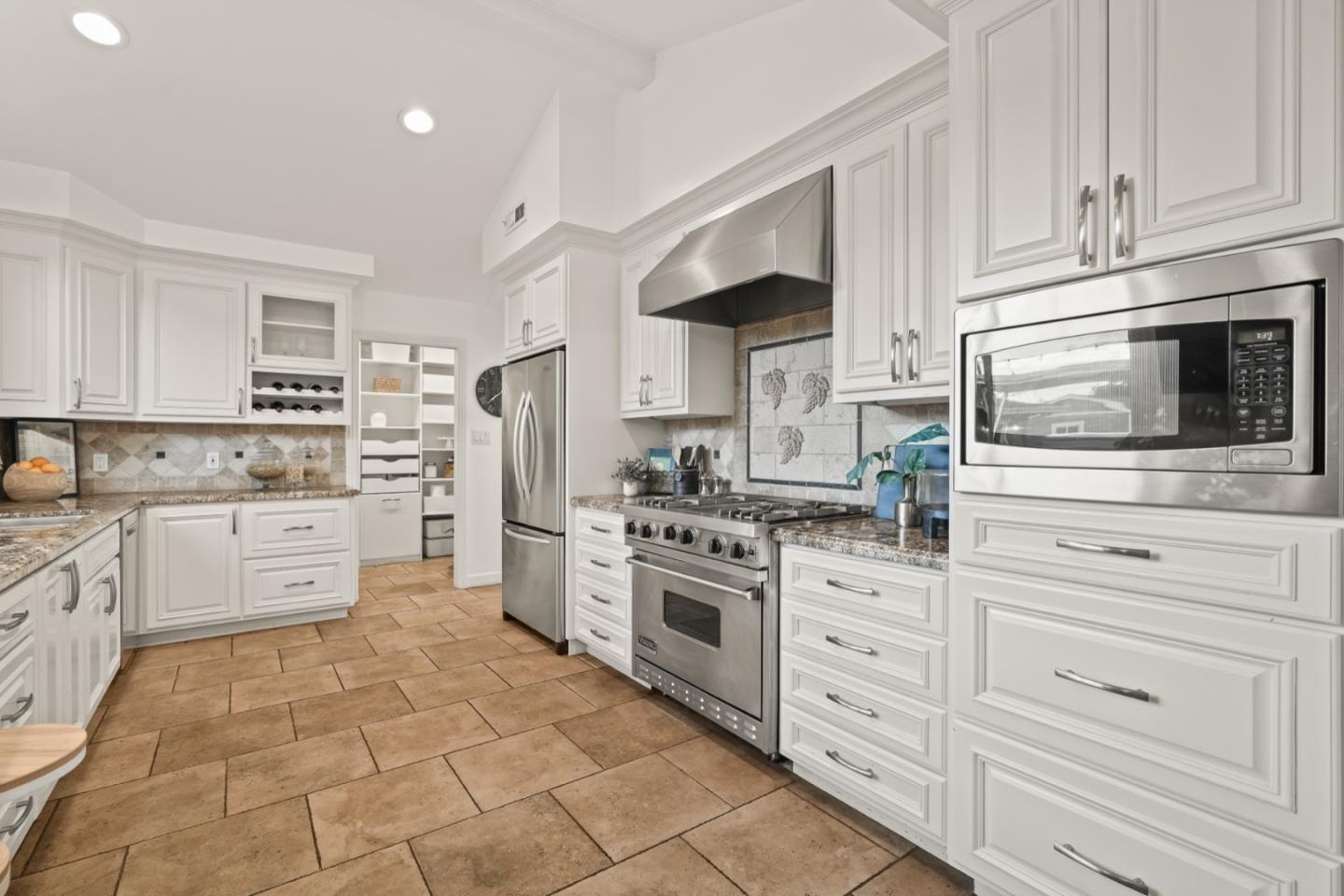 Detail Gallery Image 15 of 48 For 1416 Cameo Dr, Campbell,  CA 95008 - 4 Beds | 3 Baths