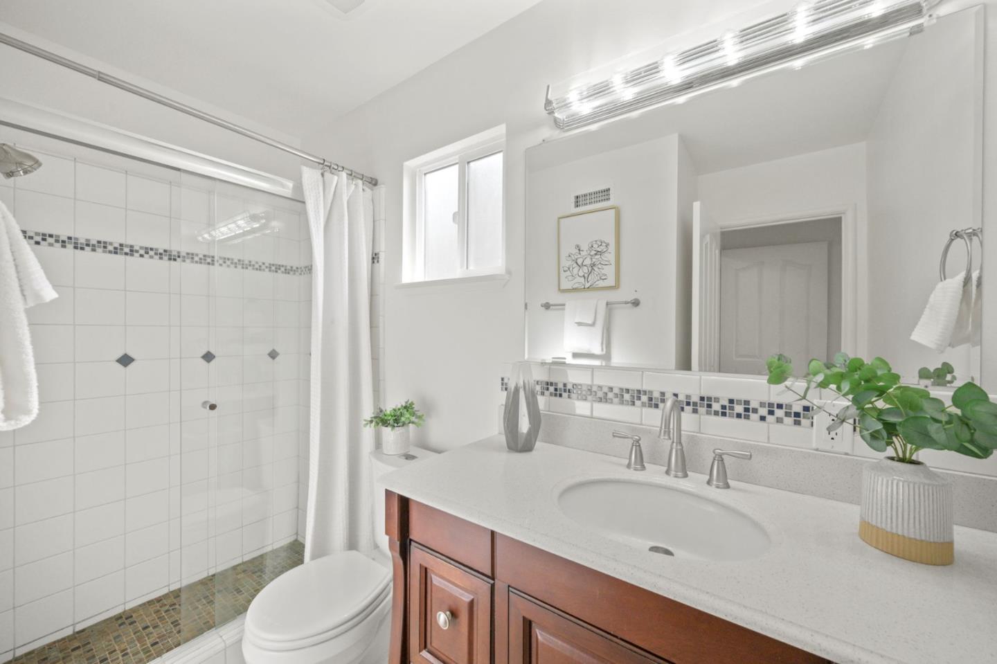 Detail Gallery Image 29 of 56 For 2310 Aram Ave, San Jose,  CA 95128 - 4 Beds | 2 Baths