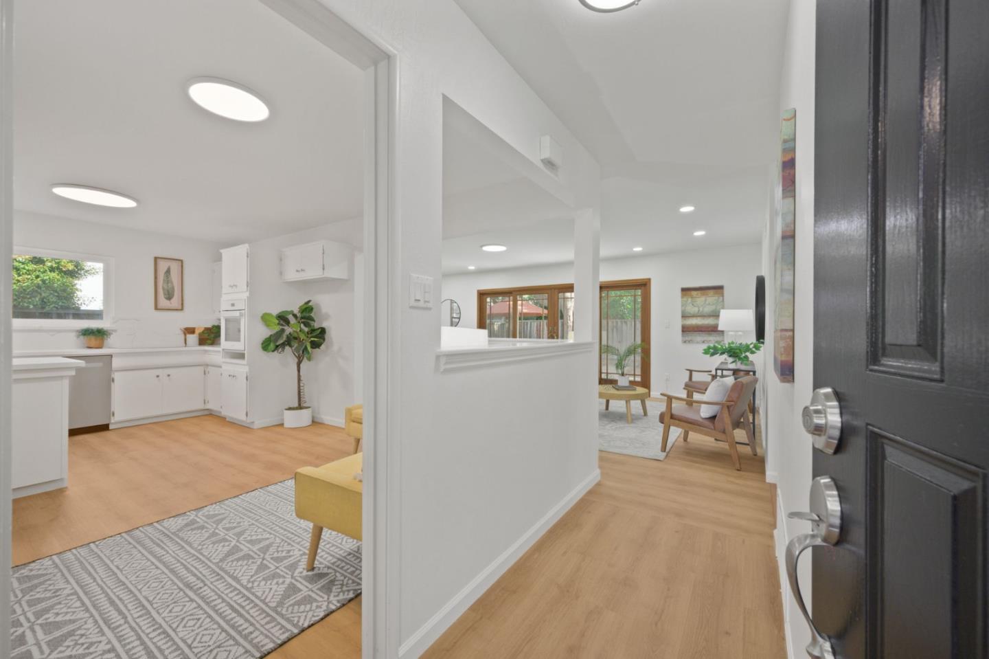Detail Gallery Image 6 of 56 For 2310 Aram Ave, San Jose,  CA 95128 - 4 Beds | 2 Baths