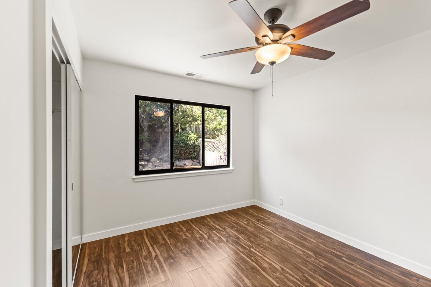 Detail Gallery Image 15 of 23 For 533 Theresa Dr, South San Francisco,  CA 94080 - 3 Beds | 2 Baths