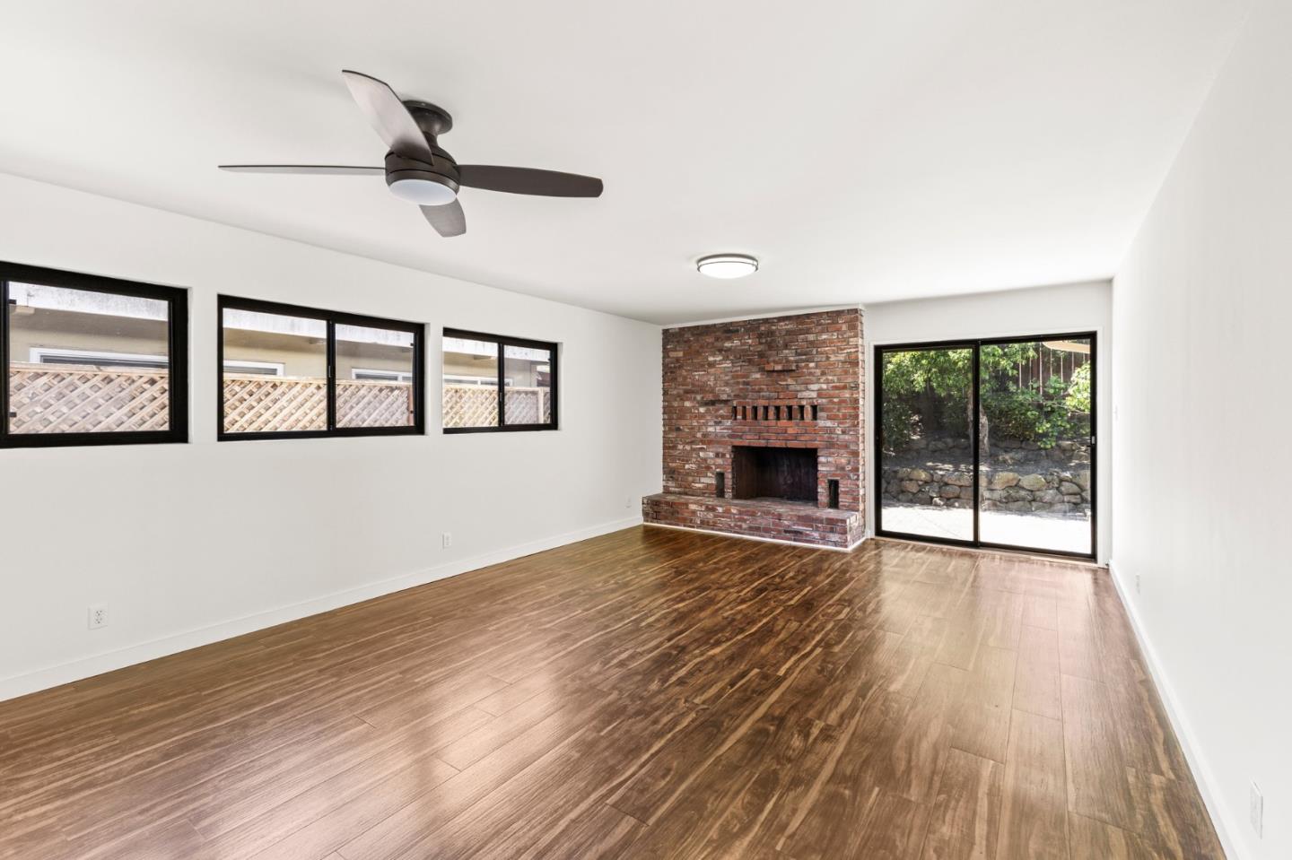 Detail Gallery Image 5 of 23 For 533 Theresa Dr, South San Francisco,  CA 94080 - 3 Beds | 2 Baths