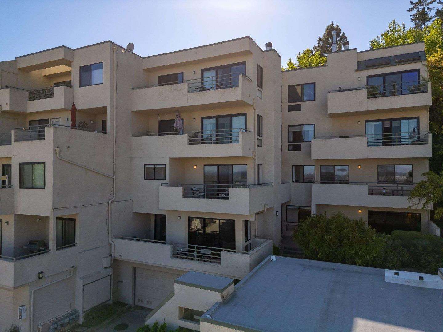 Detail Gallery Image 2 of 55 For 434 Portofino Dr #301,  San Carlos,  CA 94070 - 2 Beds | 2/1 Baths