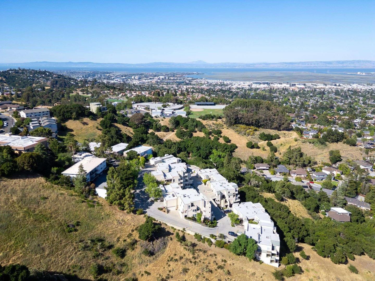Detail Gallery Image 40 of 55 For 434 Portofino Dr #301,  San Carlos,  CA 94070 - 2 Beds | 2/1 Baths