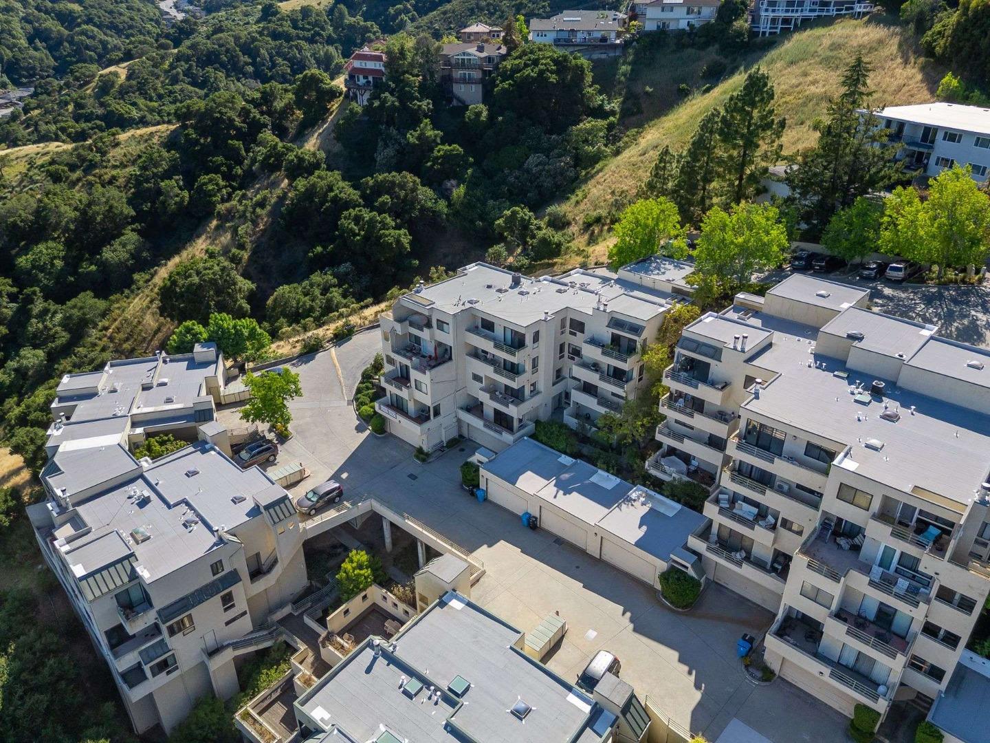 Detail Gallery Image 44 of 55 For 434 Portofino Dr #301,  San Carlos,  CA 94070 - 2 Beds | 2/1 Baths