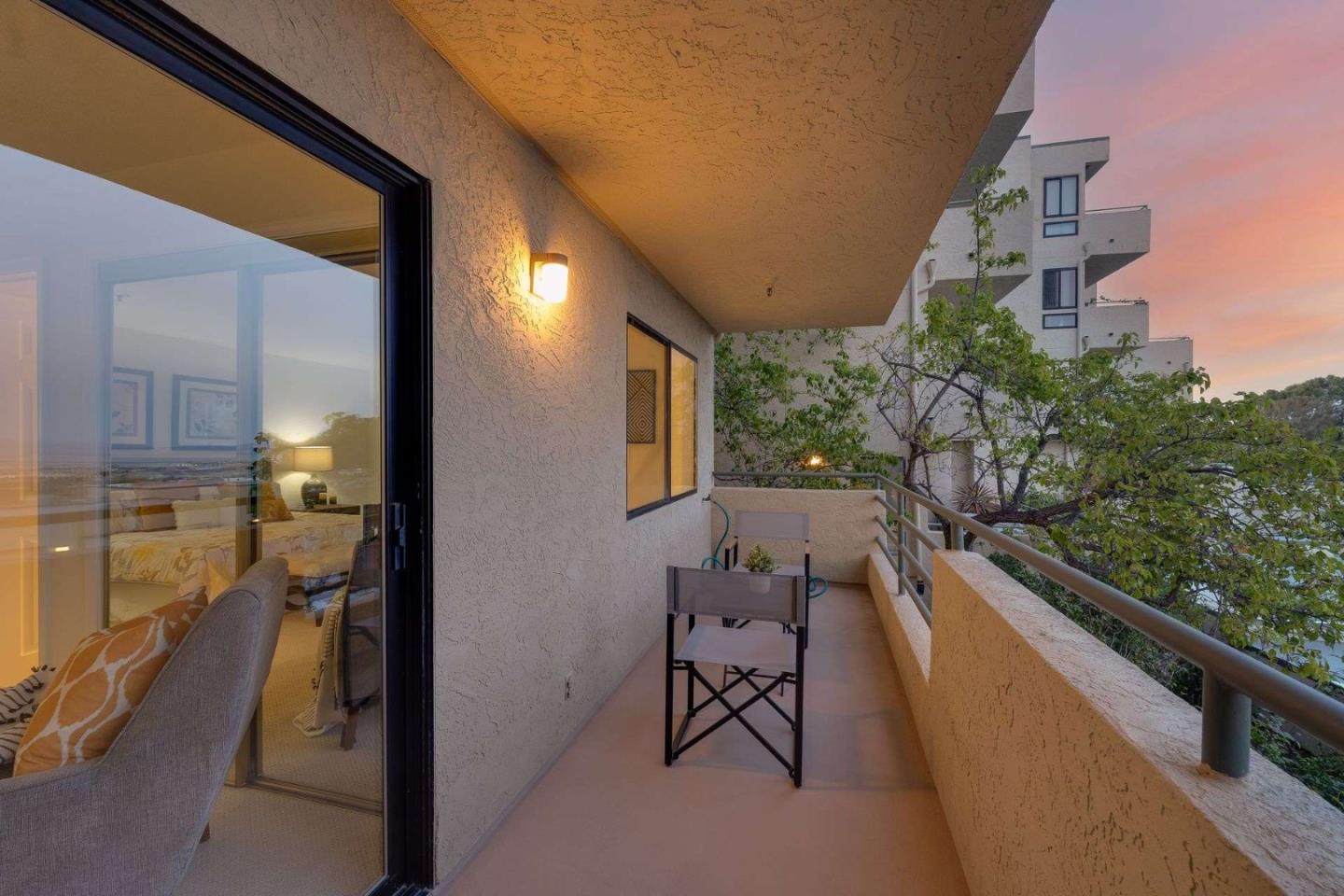 Detail Gallery Image 47 of 55 For 434 Portofino Dr #301,  San Carlos,  CA 94070 - 2 Beds | 2/1 Baths