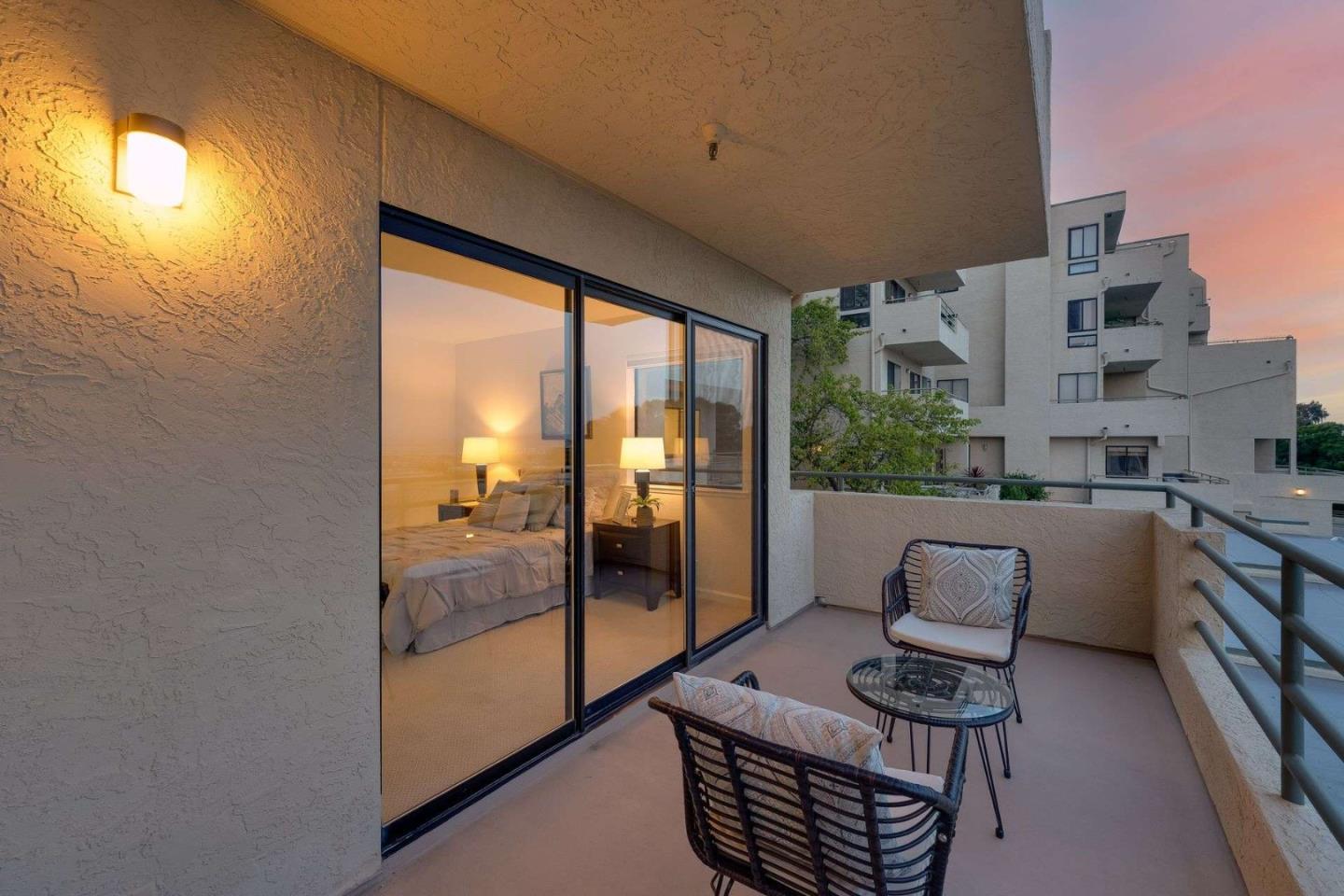 Detail Gallery Image 48 of 55 For 434 Portofino Dr #301,  San Carlos,  CA 94070 - 2 Beds | 2/1 Baths