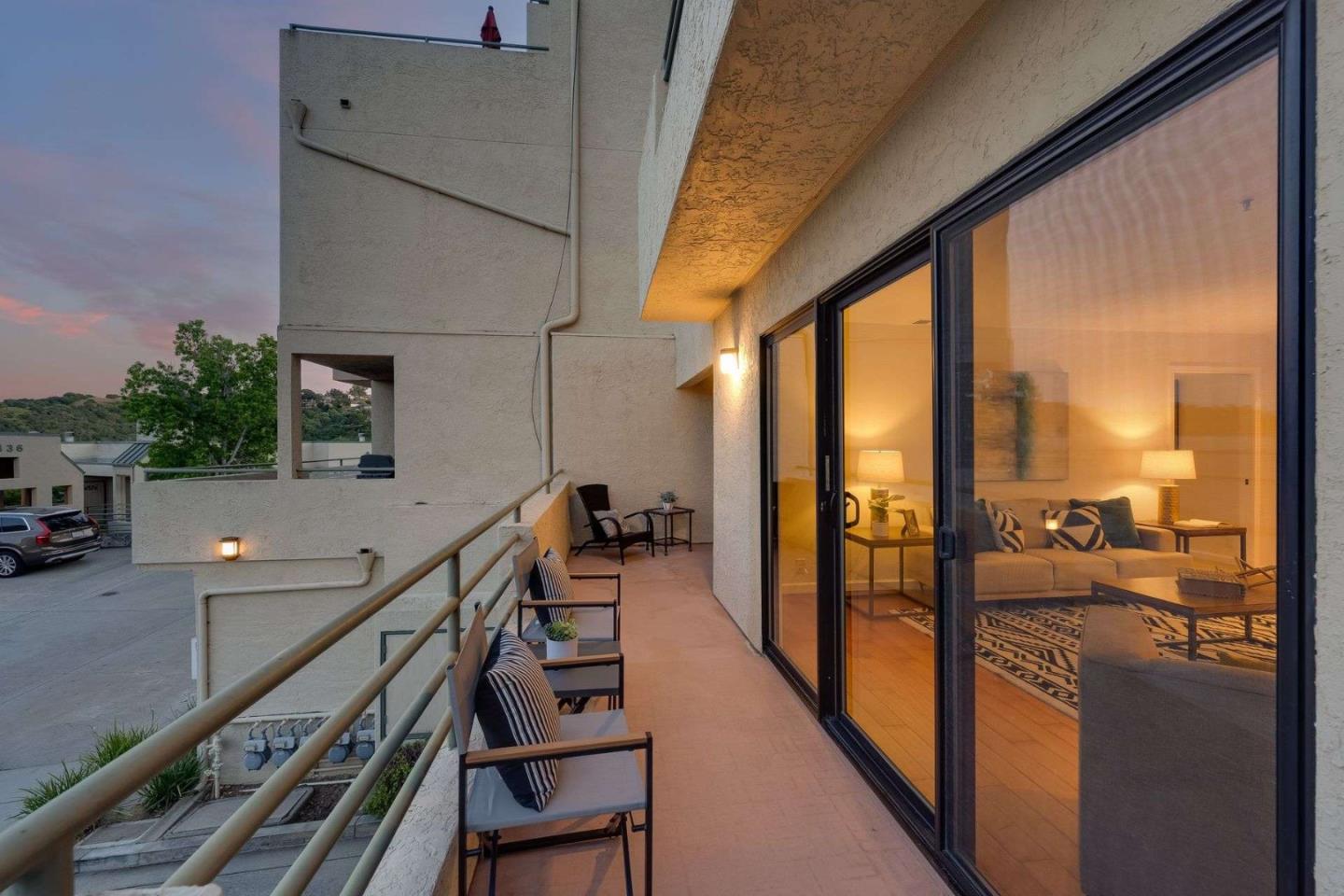 Detail Gallery Image 49 of 55 For 434 Portofino Dr #301,  San Carlos,  CA 94070 - 2 Beds | 2/1 Baths
