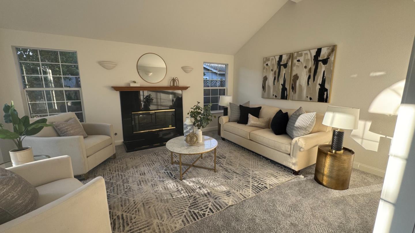 Detail Gallery Image 3 of 33 For 10142 N Portal Ave, Cupertino,  CA 95014 - 4 Beds | 3/1 Baths