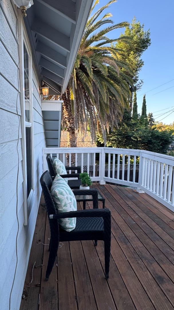 Detail Gallery Image 32 of 33 For 10142 N Portal Ave, Cupertino,  CA 95014 - 4 Beds | 3/1 Baths