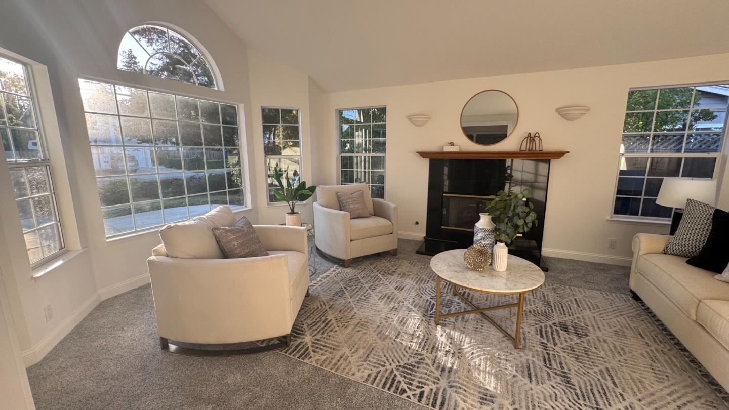 Detail Gallery Image 4 of 33 For 10142 N Portal Ave, Cupertino,  CA 95014 - 4 Beds | 3/1 Baths