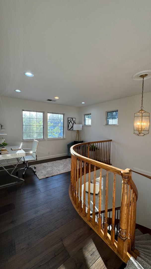 Detail Gallery Image 6 of 33 For 10142 N Portal Ave, Cupertino,  CA 95014 - 4 Beds | 3/1 Baths