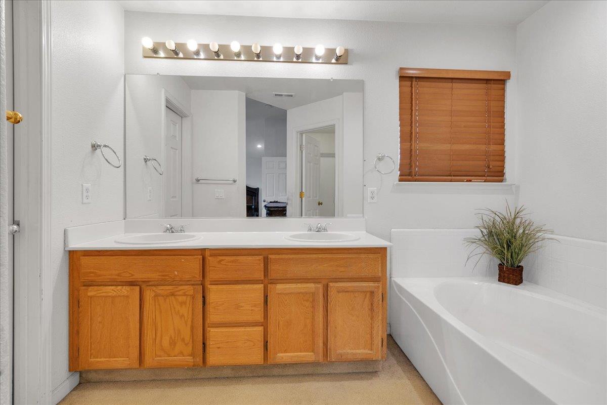 Detail Gallery Image 22 of 27 For 387 Anderson St, Soledad,  CA 93960 - 4 Beds | 3 Baths