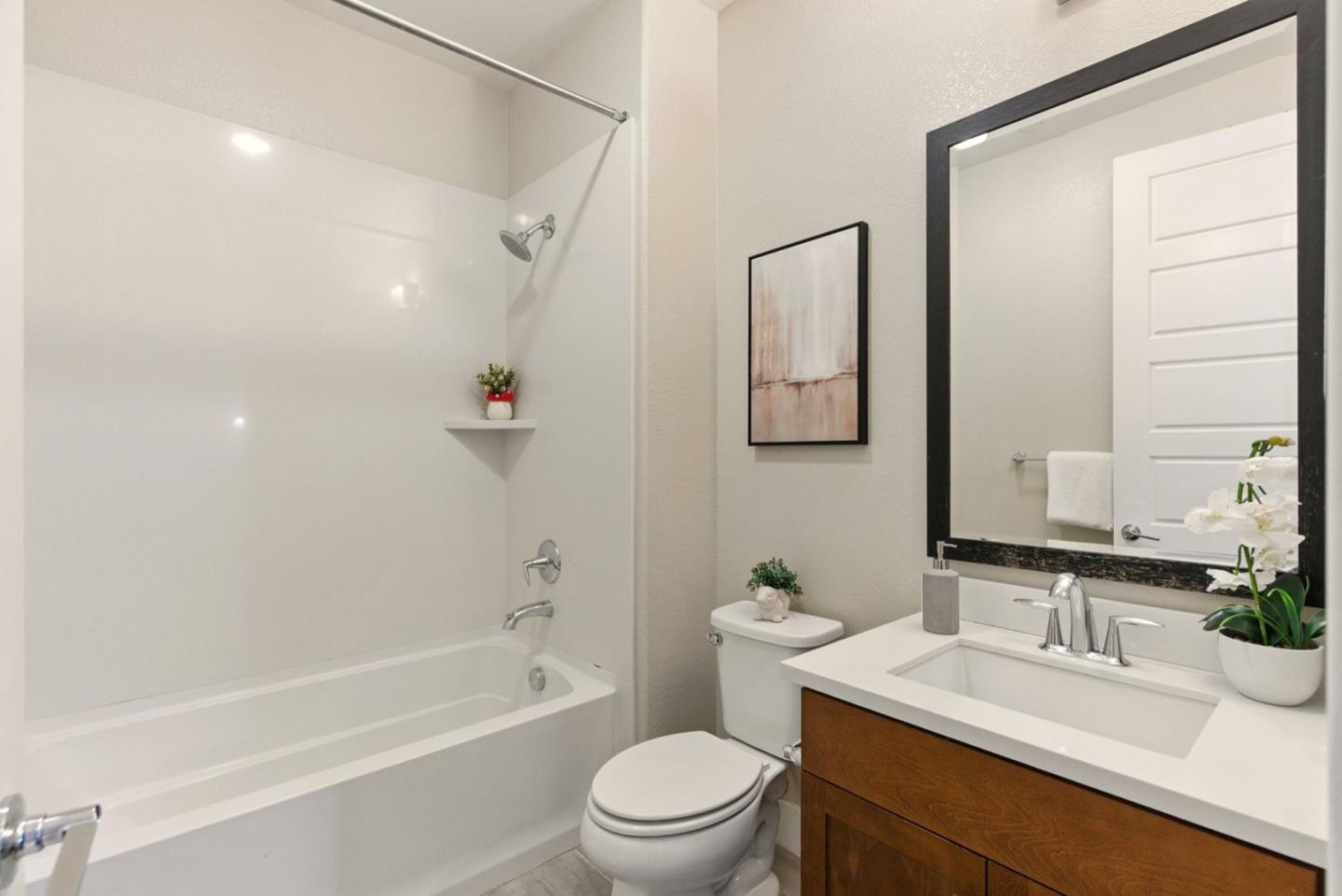 Detail Gallery Image 12 of 43 For 4439 Kennett Ter, Fremont,  CA 94536 - 4 Beds | 4 Baths