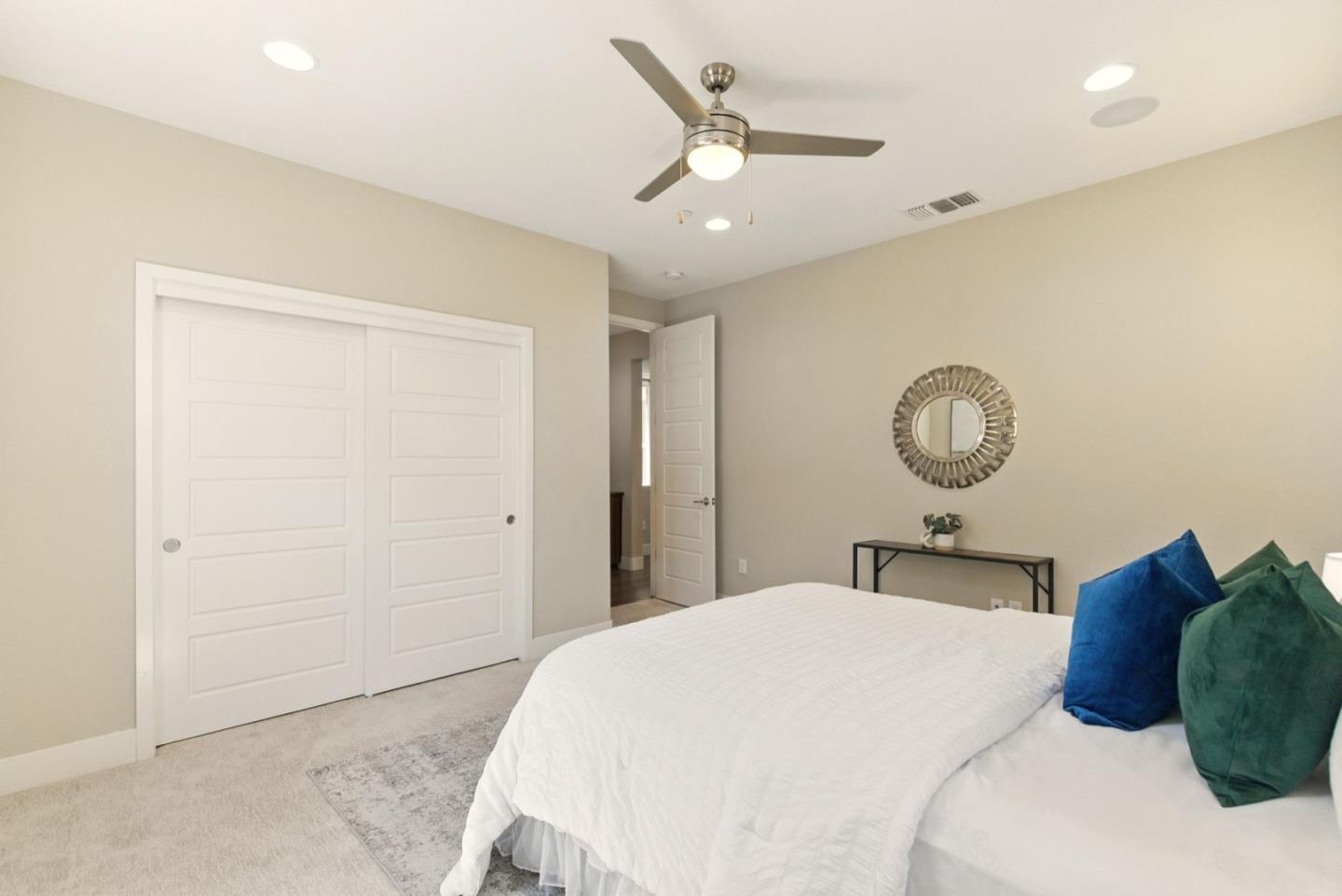 Detail Gallery Image 14 of 43 For 4439 Kennett Ter, Fremont,  CA 94536 - 4 Beds | 4 Baths