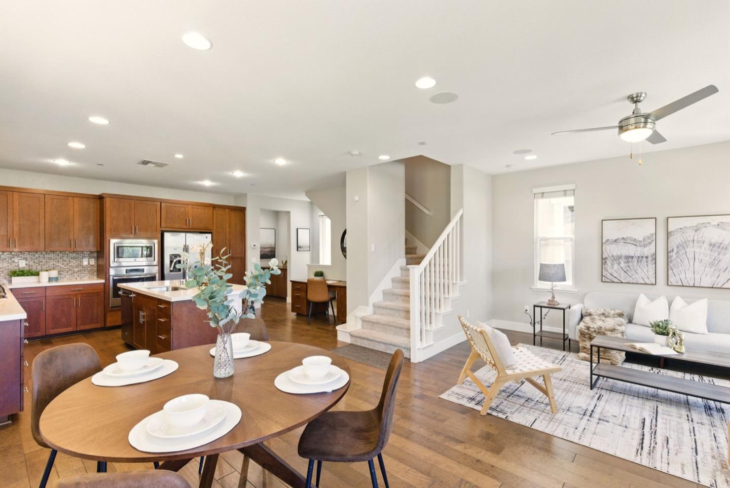 Detail Gallery Image 6 of 43 For 4439 Kennett Ter, Fremont,  CA 94536 - 4 Beds | 4 Baths