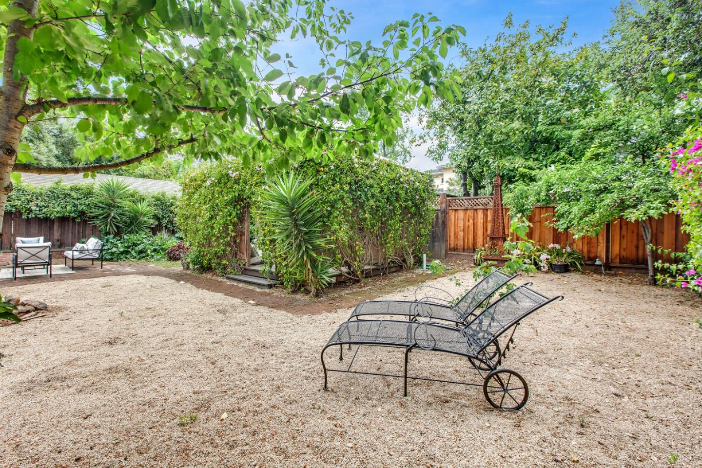 Detail Gallery Image 29 of 35 For 329 Pope St, Menlo Park,  CA 94025 - 3 Beds | 2 Baths